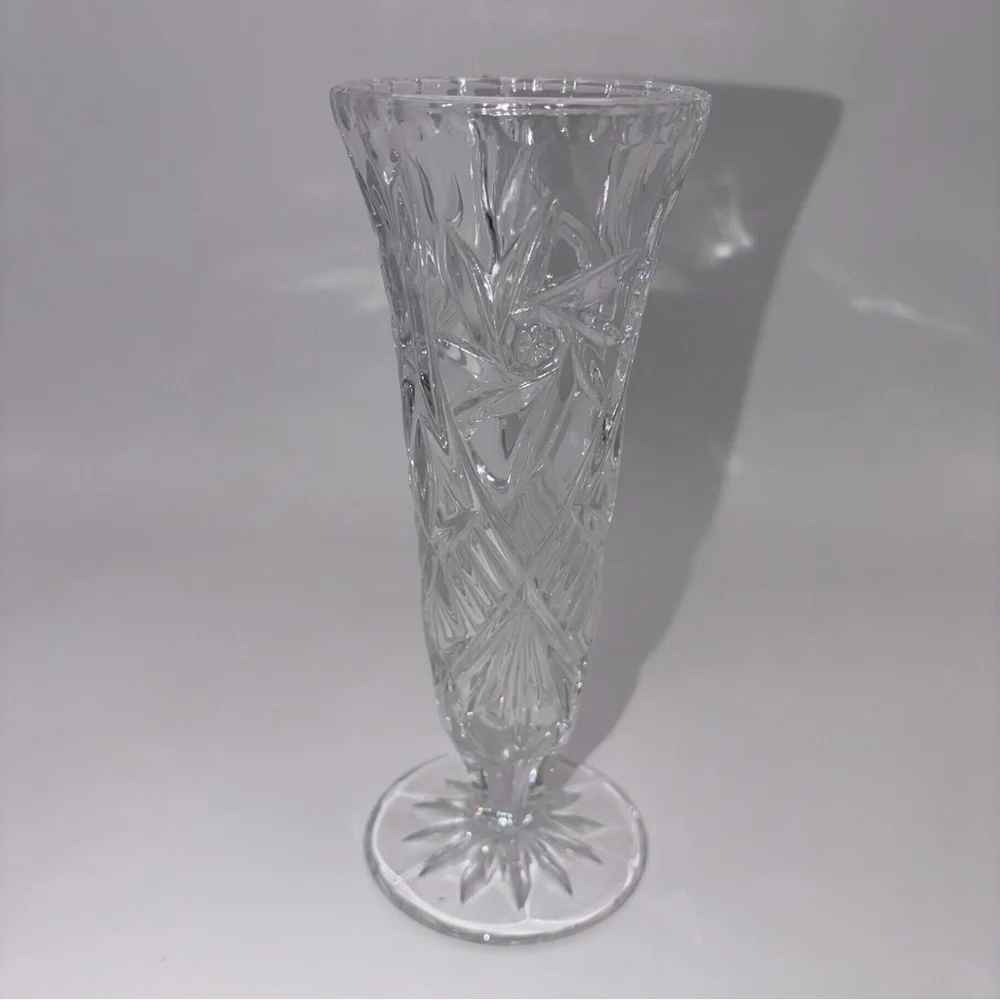 Vintage Bohemia Czech Republic Hand Cut Lead Crystal Flower Bud Vase 24% Lead